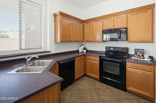 9934 W ATLANTIS Way, Tolleson, AZ 85353