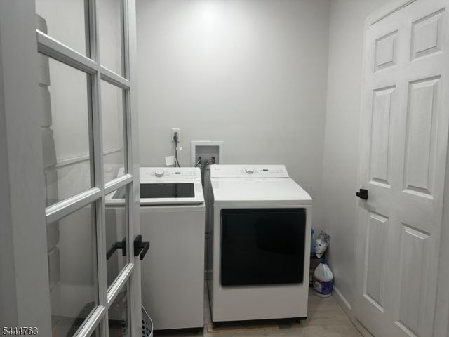 35 Montclair Ave, Clifton City, NJ 07011