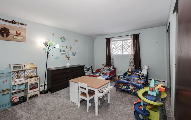13 Silvestri Cir Unit 7, Derry, NH 03038