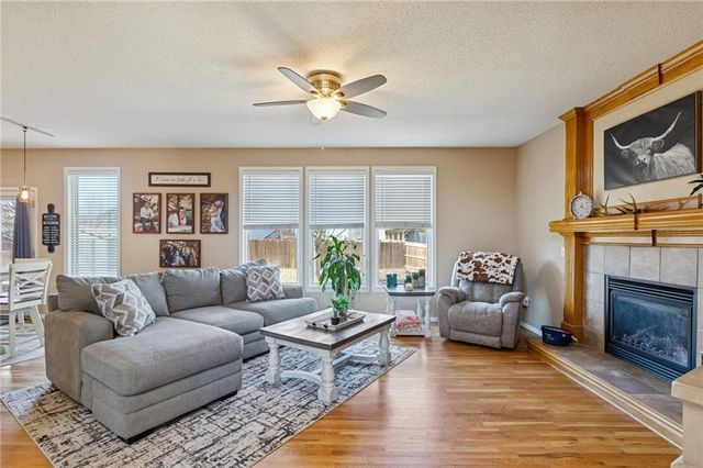 720 N Mulberry Street, Gardner, KS 66030