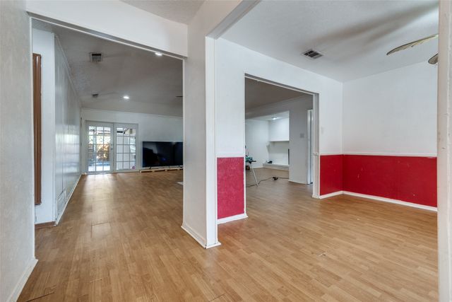 231 Larry Drive, Duncanville, TX 75137