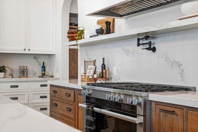 7006 Rutherford Canyon Rd, Loomis, CA 95650