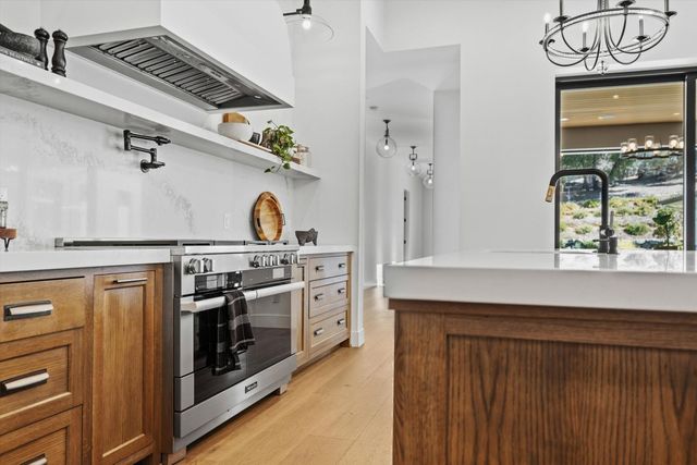 7006 Rutherford Canyon Rd, Loomis, CA 95650