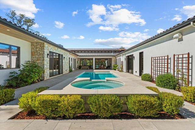 7006 Rutherford Canyon Rd, Loomis, CA 95650