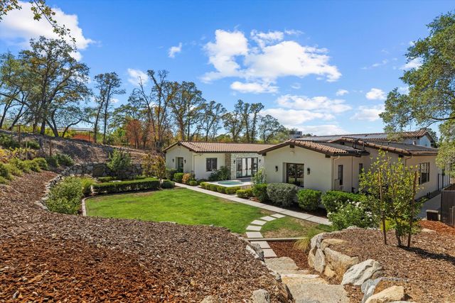 7006 Rutherford Canyon Rd, Loomis, CA 95650