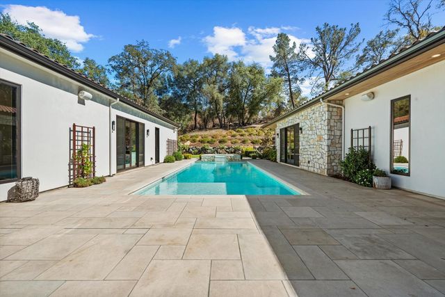 7006 Rutherford Canyon Rd, Loomis, CA 95650