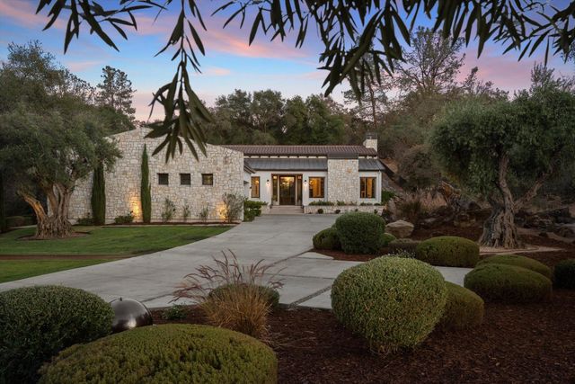 7006 Rutherford Canyon Rd, Loomis, CA 95650