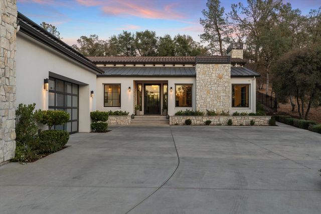 7006 Rutherford Canyon Rd, Loomis, CA 95650