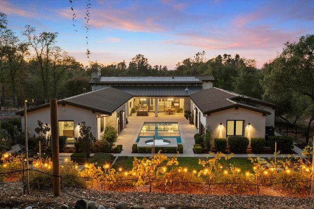 7006 Rutherford Canyon Rd, Loomis, CA 95650