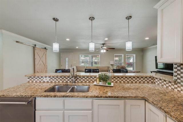 1910 Lucille Drive, Mesquite, TX 75149
