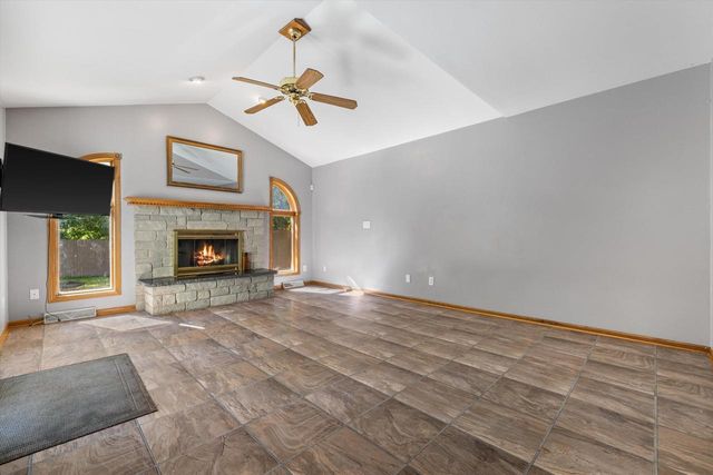 1246 40th AVENUE, Kenosha, WI 53144