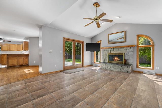 1246 40th AVENUE, Kenosha, WI 53144
