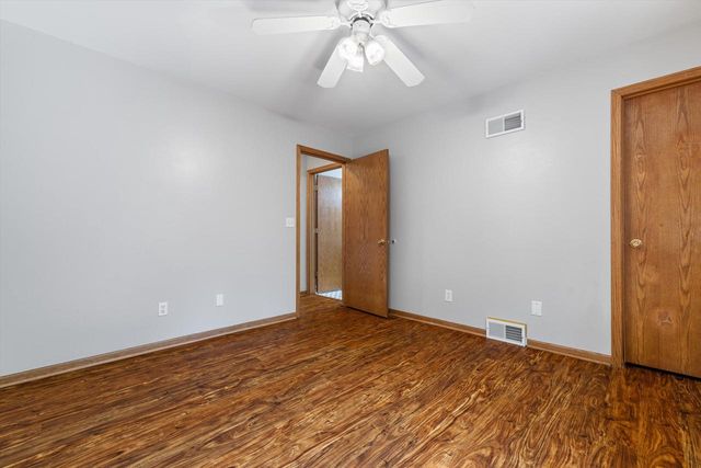 1246 40th AVENUE, Kenosha, WI 53144