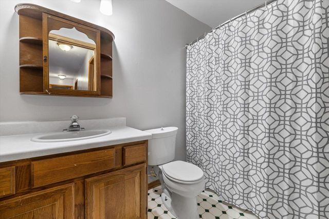 1246 40th AVENUE, Kenosha, WI 53144
