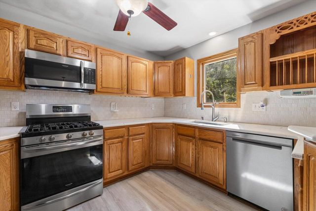 1246 40th AVENUE, Kenosha, WI 53144