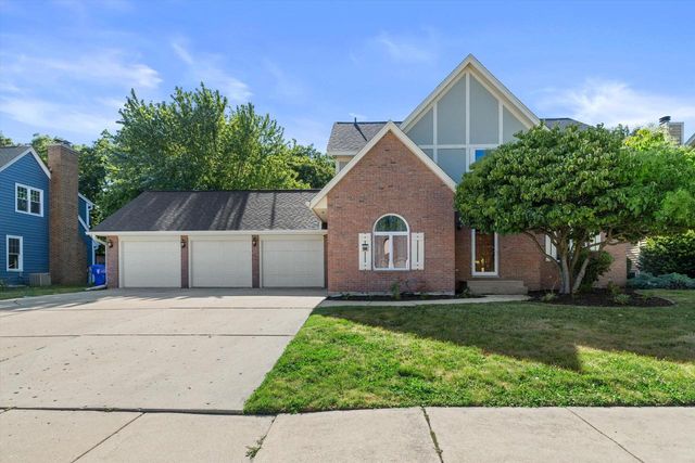 1246 40th AVENUE, Kenosha, WI 53144