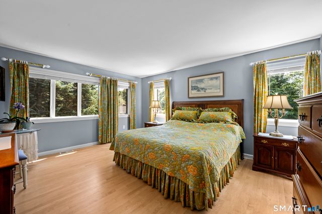 15 Rose Ridge Court, Stonington, CT 06379