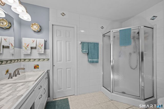 15 Rose Ridge Court, Stonington, CT 06379