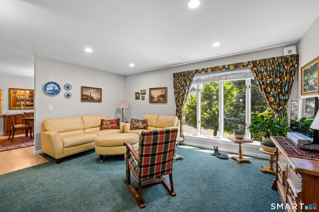 15 Rose Ridge Court, Stonington, CT 06379