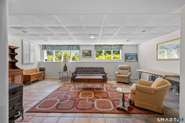 15 Rose Ridge Court, Stonington, CT 06379