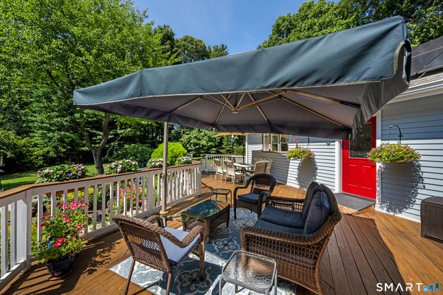 15 Rose Ridge Court, Stonington, CT 06379