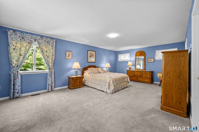 15 Rose Ridge Court, Stonington, CT 06379