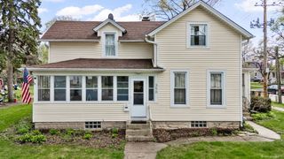 350-352 Harrison Street, West Chicago, IL 60185
