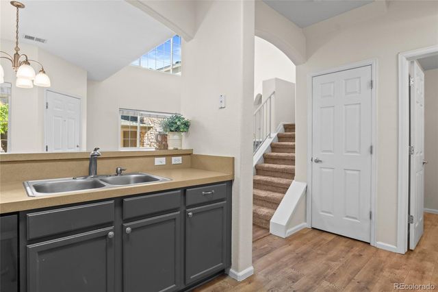 1435 S Chambers Road 102, Aurora, CO 80017