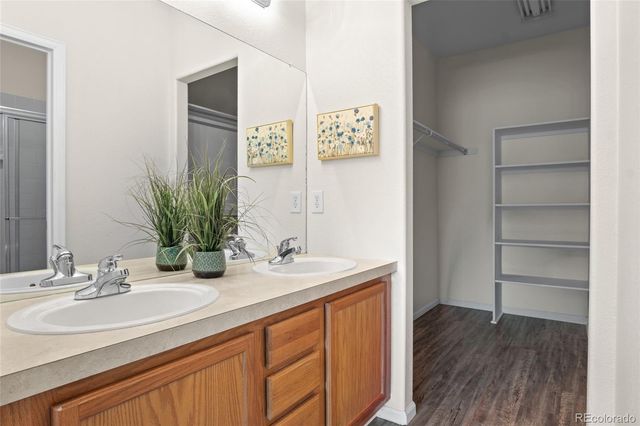 1435 S Chambers Road 102, Aurora, CO 80017