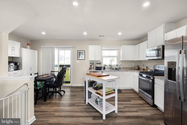 272 RHEA DR, Martinsburg, WV 25403