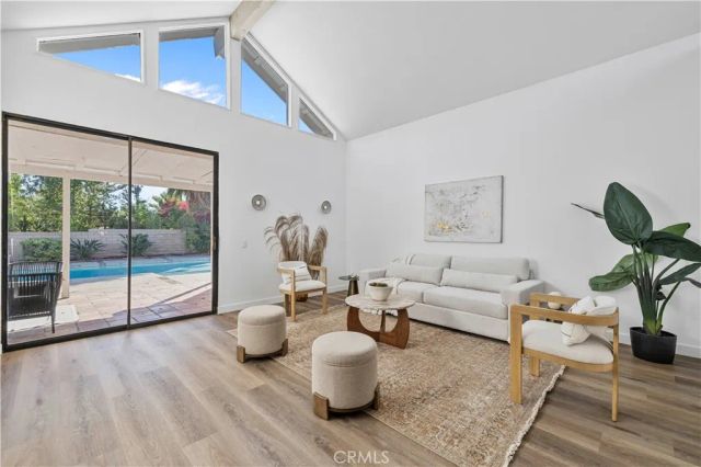 21108 Mayall, Chatsworth, CA 91311