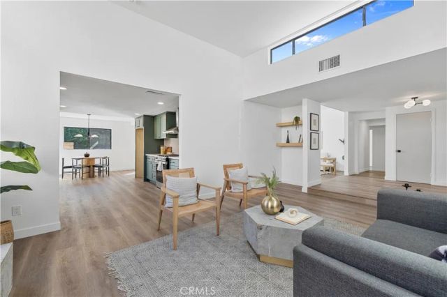 21108 Mayall, Chatsworth, CA 91311