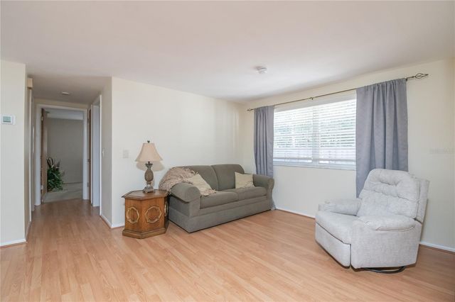 5207 SCHOOL ROAD, New Port Richey, FL 34653