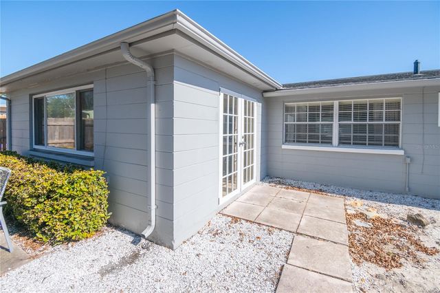 5207 SCHOOL ROAD, New Port Richey, FL 34653