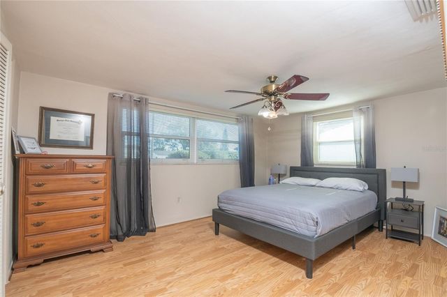 5207 SCHOOL ROAD, New Port Richey, FL 34653