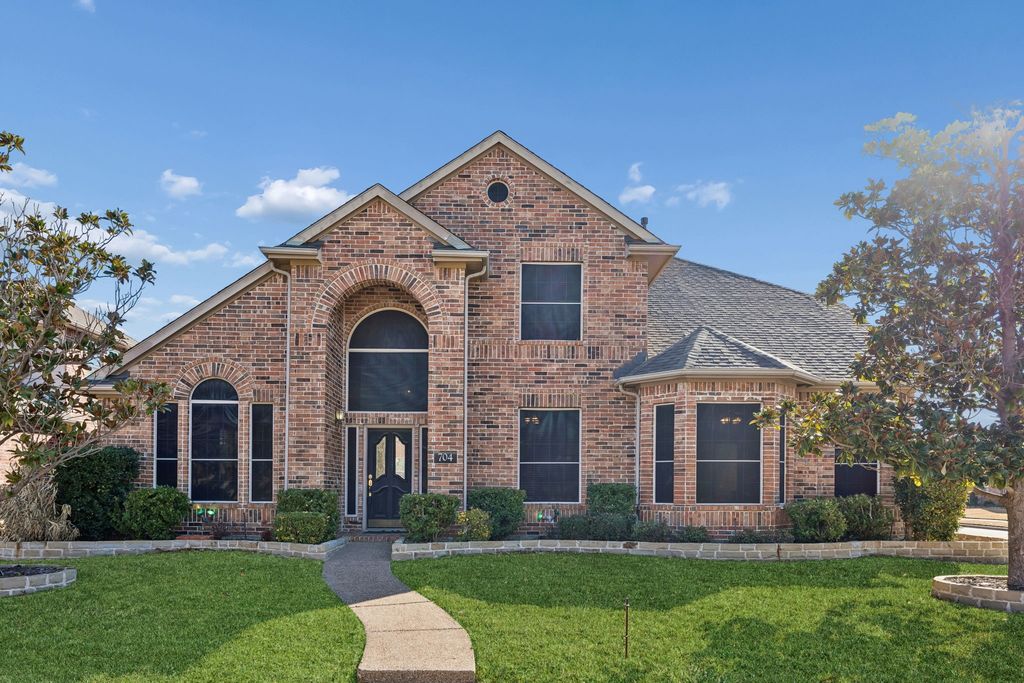 704 Lyndsie Drive, Coppell, TX 75019
