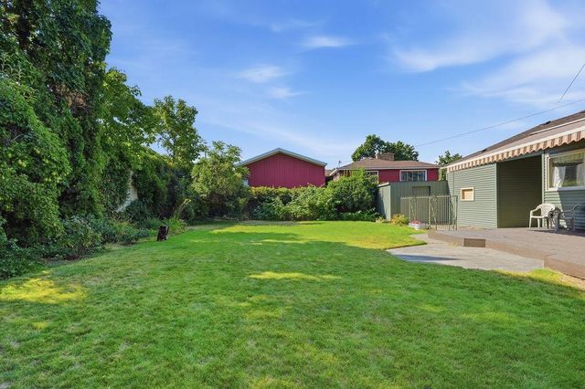 27 W Waverly Pl, Spokane, WA 99205