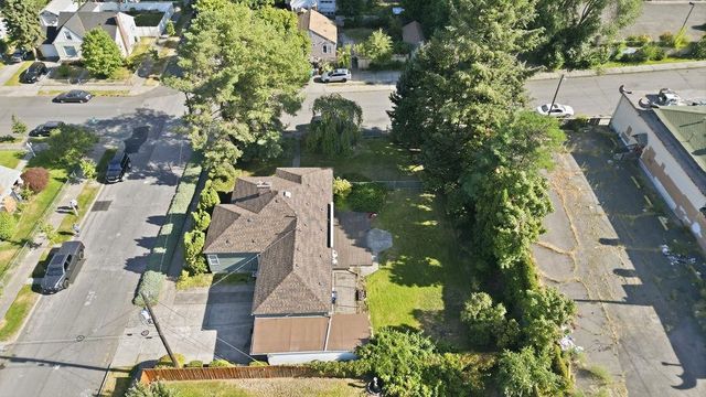 27 W Waverly Pl, Spokane, WA 99205