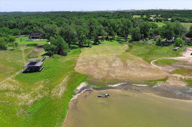 2435 E Lake Drive, Weatherford, TX 76087