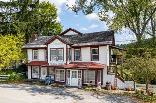 11 On The Green Street, Poultney, VT 05764