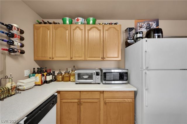 1520 Frank Aved Street 201, Las Vegas, NV 89110