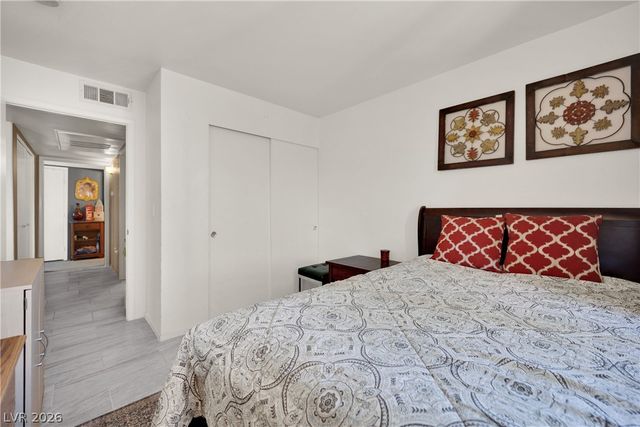 1520 Frank Aved Street 201, Las Vegas, NV 89110