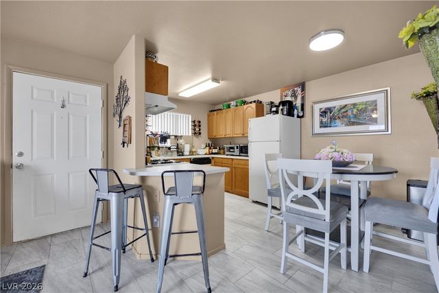 1520 Frank Aved Street 201, Las Vegas, NV 89110
