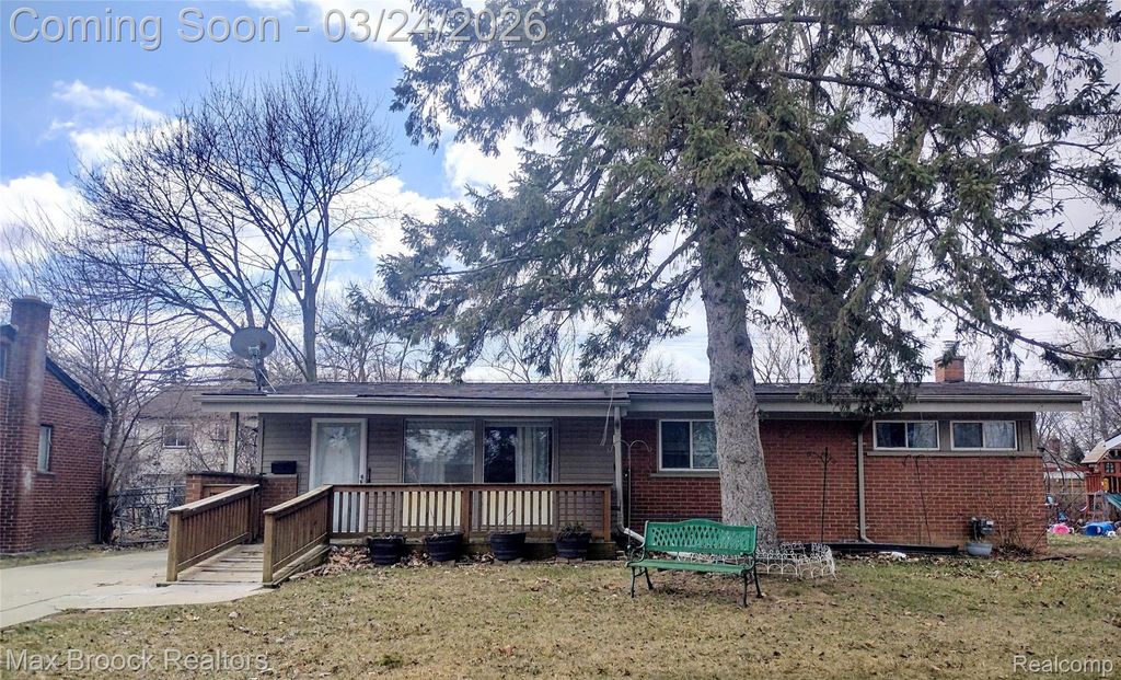 15151 Kenton Street, Oak Park, MI 48237