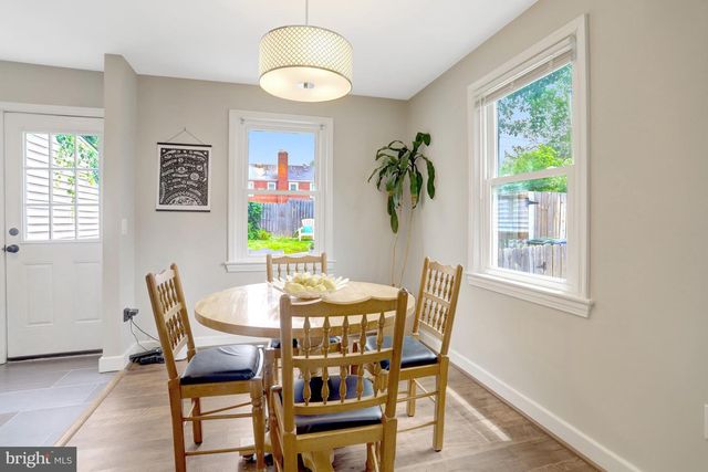 2139 S OXFORD ST, Arlington, VA 22204