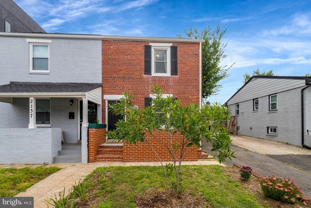 2139 S OXFORD ST, Arlington, VA 22204