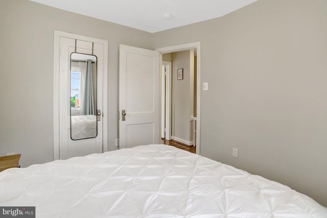 2139 S OXFORD ST, Arlington, VA 22204
