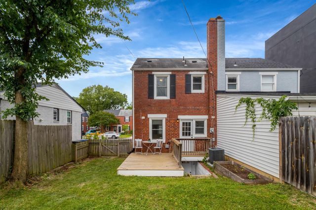 2139 S OXFORD ST, Arlington, VA 22204