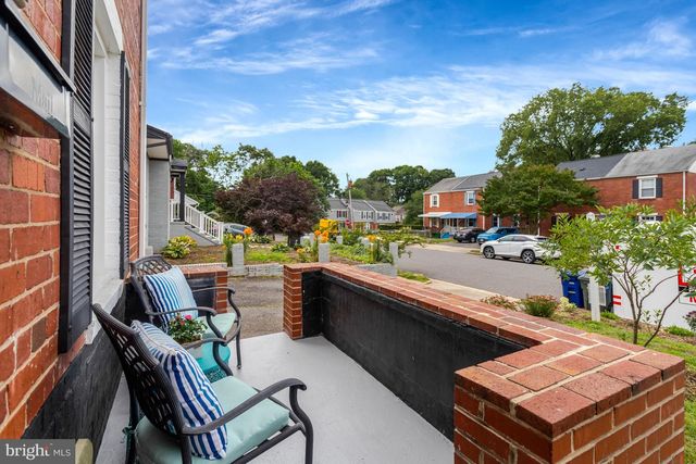 2139 S OXFORD ST, Arlington, VA 22204