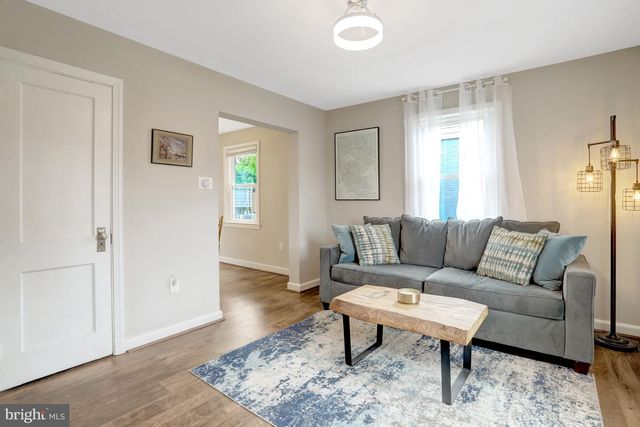 2139 S OXFORD ST, Arlington, VA 22204